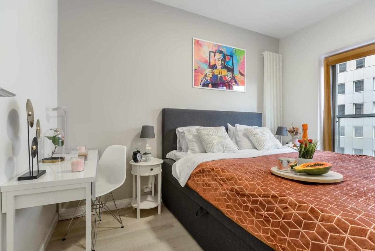 Luxury Apartments On Grzybowska Street In Warsaw Luaran gambar