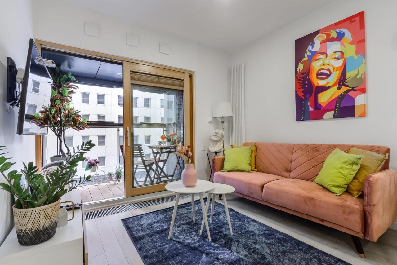Luxury Apartments On Grzybowska Street In Warsaw Luaran gambar